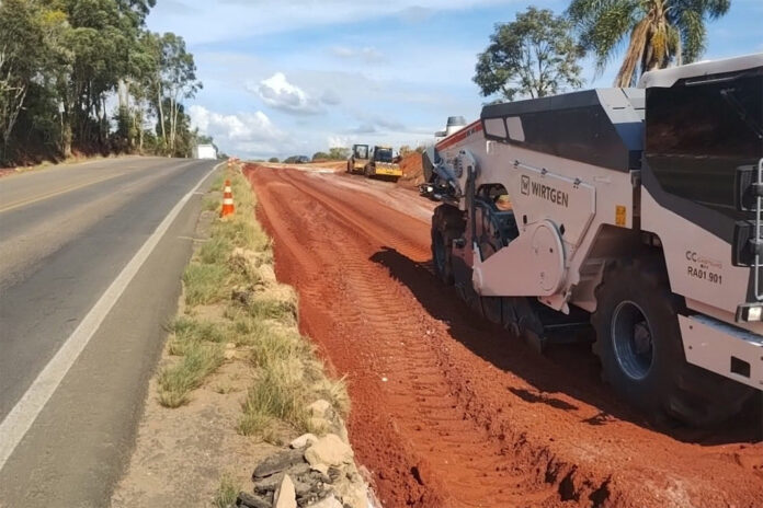 PAVIMENTAÇÃO-CONCRETO-PR151