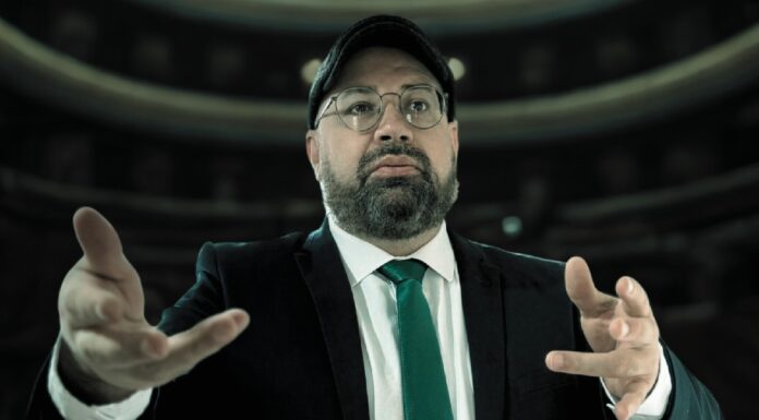MAESTRO DE PALMEIRA INTEGRA CURADORIA DA 38ª EDIÇÃO DO FESTIVAL UNIVERSITÁRIO DA CANÇÃO