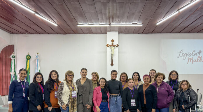 LEGISLA + MULHER INICIA JORNADA DE FORMAÇÃO E FORTALECIMENTO DA PARTICIPAÇÃO FEMININA EM PALMEIRA