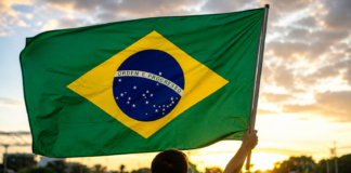 EM TEMPOS DE COPA, CONHEÇA AS REGRAS PARA USAR A BANDEIRA NACIONAL
