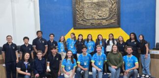 PARLAMENTO JOVEM DE PALMEIRA REALIZA VISITA INSTITUCIONAL E TROCA EXPERIÊNCIAS EM CARAMBEÍ