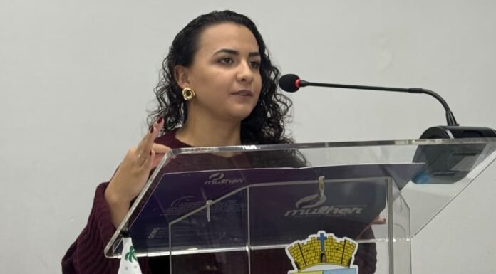 “A FIRMEZA DE UMA MULHER NÃO PODE SER CONFUNDIDA COM DESCONTROLE”, DIZ VEREADORA AO FALAR SOBRE MISOGINIA NA TRIBUNA