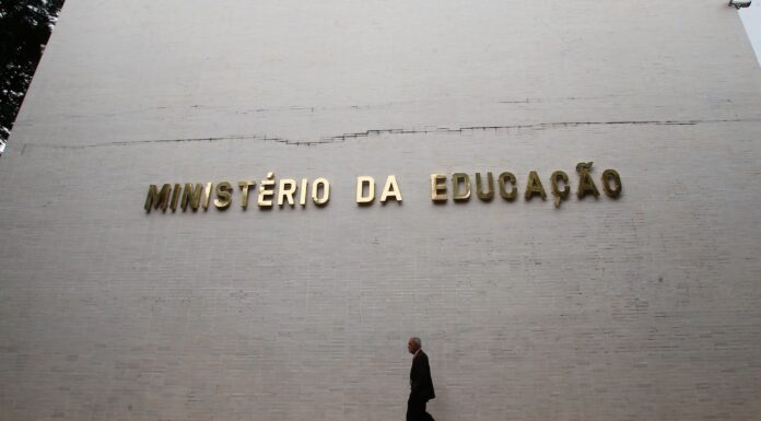 PROFESSORES DA REDE PÚBLICA PODEM CONCORRER A MAIS DE 4 MIL VAGAS DE MESTRADO PROFISSIONAL