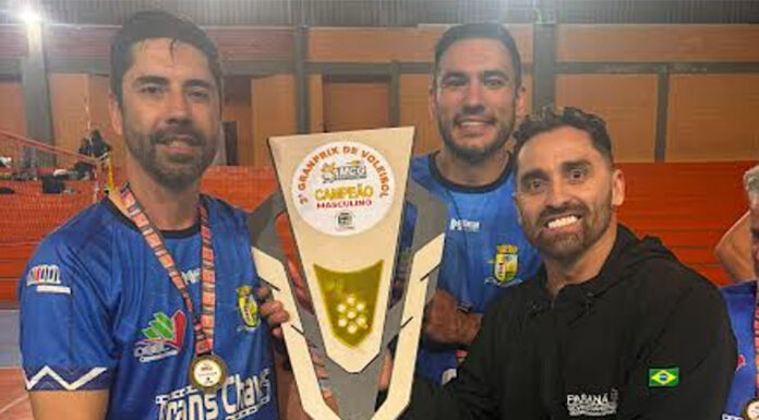 TIME MASCULINO DE PALMEIRA É CAMPEÃO DA ETAPA DE CARAMBEÍ DO GRAND PRIX AMCG DE VÔLEI